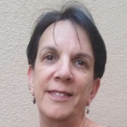 Yael Schlesinger - Organisational consultant, expert in education systems